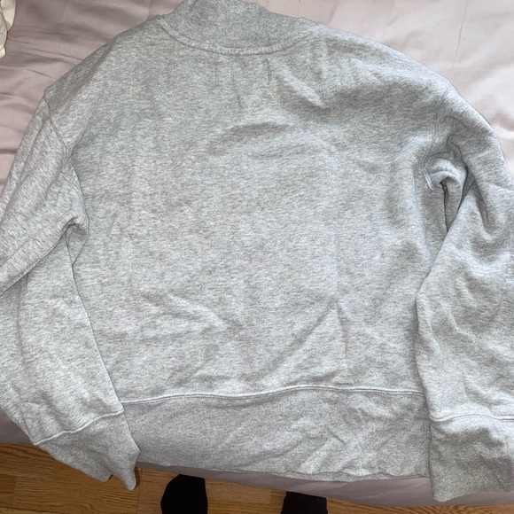 Calvin Klein Sweater - Picture 3 of 4